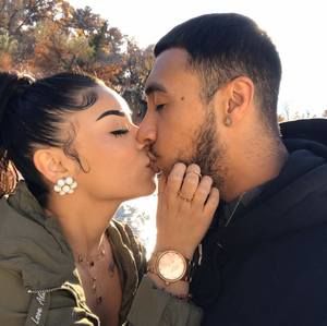 Meet your Posher, Angel rae